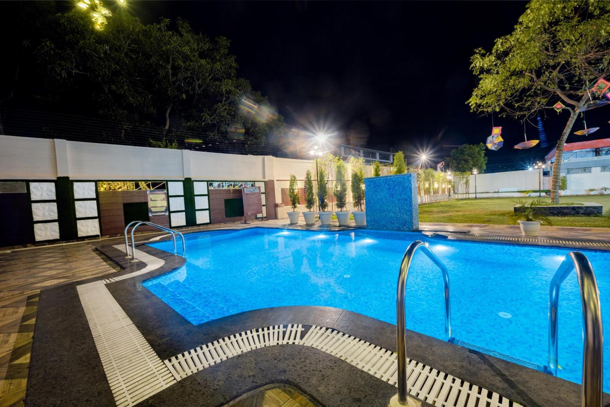 Hotel Vasdaa Grand Dehradun Eksteriør bilde